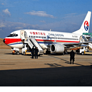 温州空运公司航空快运业稳步发展的原因是什么？